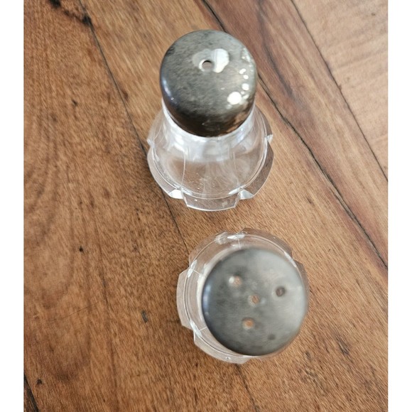 Antique Crystal S&P Shakers - Picture 5 of 7
